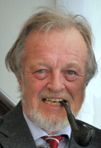 Bernard Cornwell photo